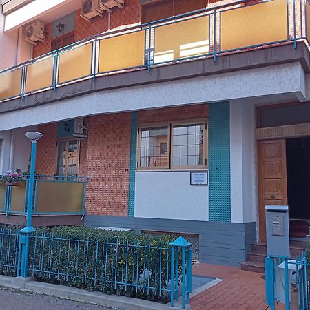 Divenere Carbonara - Locazione Turistica Apartment Bari Bagian luar foto