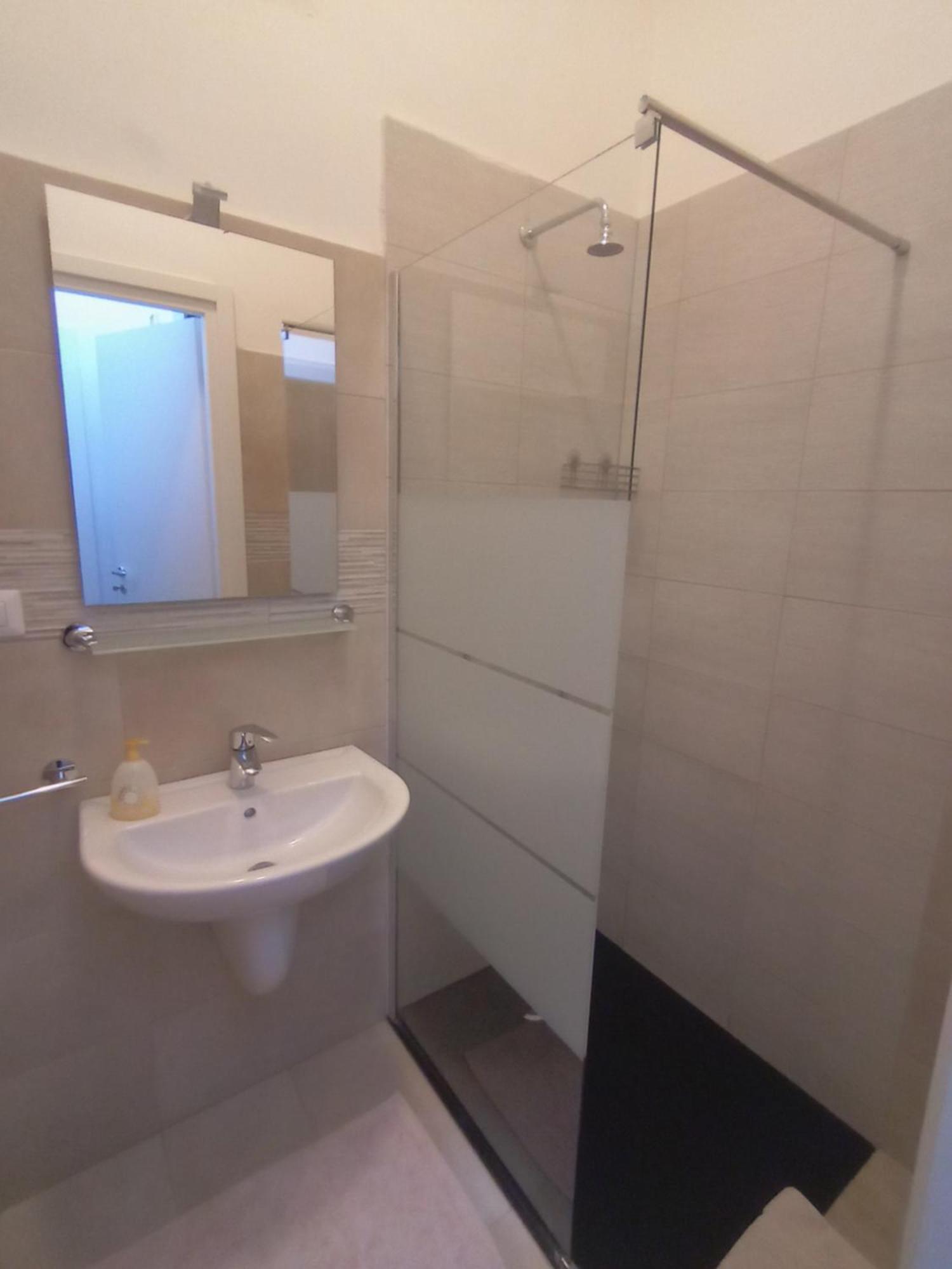 Divenere Carbonara - Locazione Turistica Apartment Bari Bagian luar foto